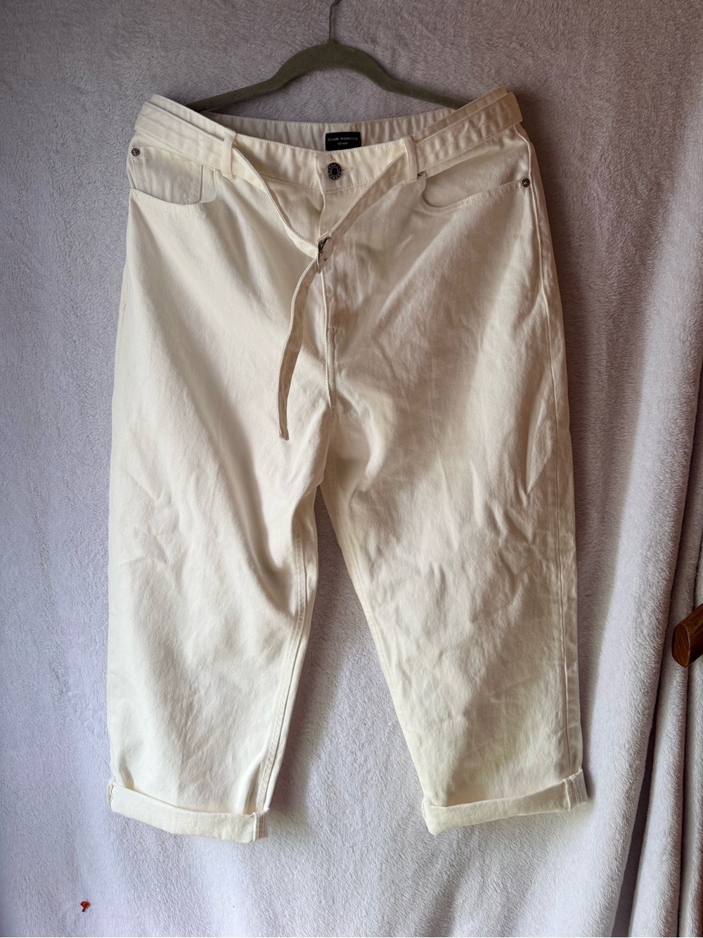 Club Monaco Cream Capris